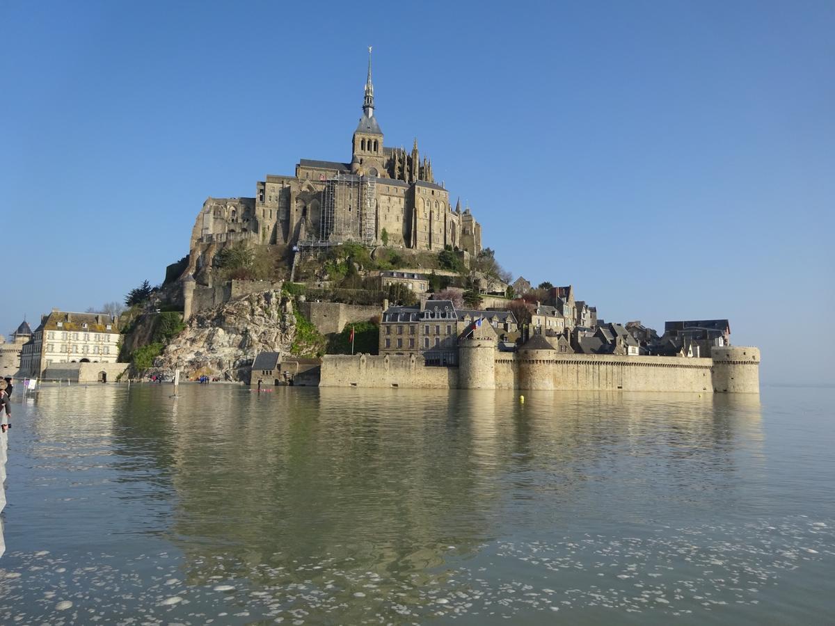 Le Relais De La Hardiesse 6Km Mont St Michel - Chambres Doubles - Suite Spa Privatif Courtils Exterior photo